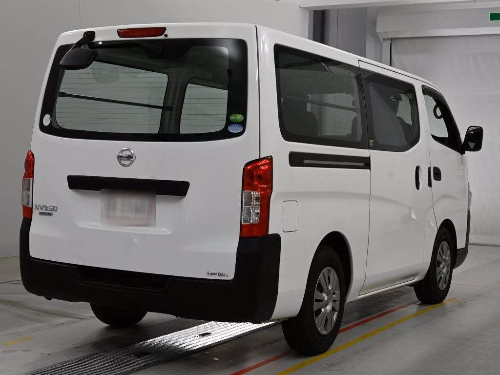 NISSAN NV350 CARAVAN