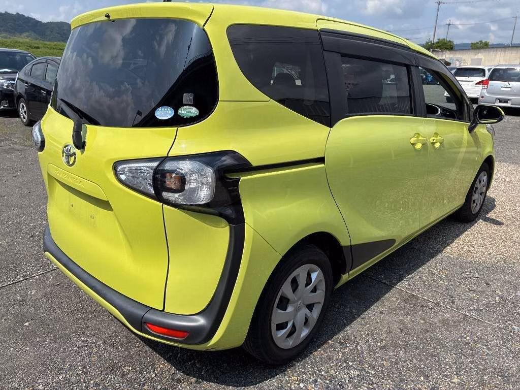TOYOTA SIENTA