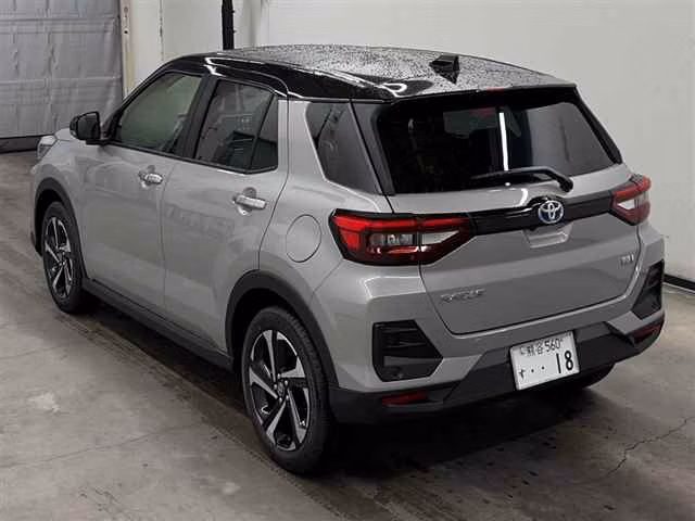 TOYOTA RAIZE