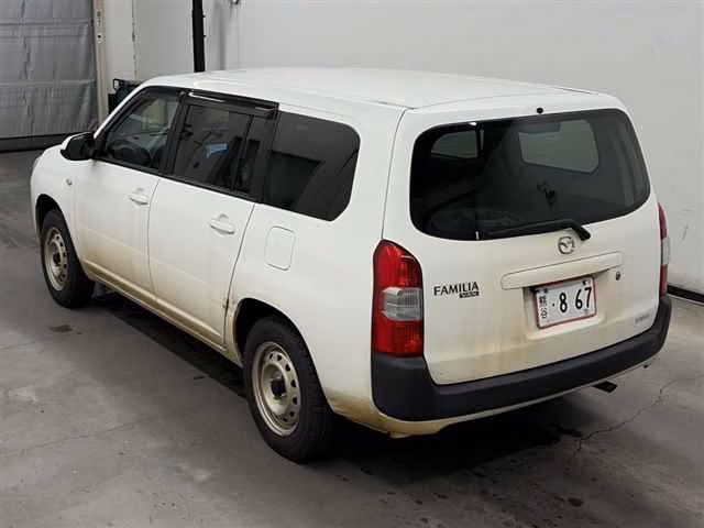 MAZDA FAMILIA
