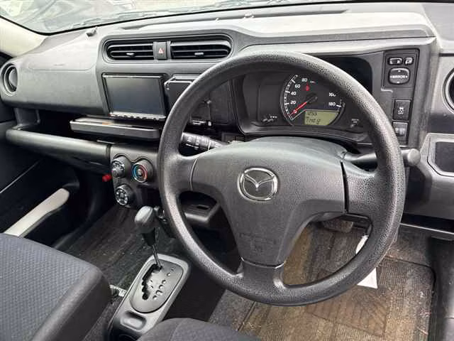 MAZDA FAMILIA