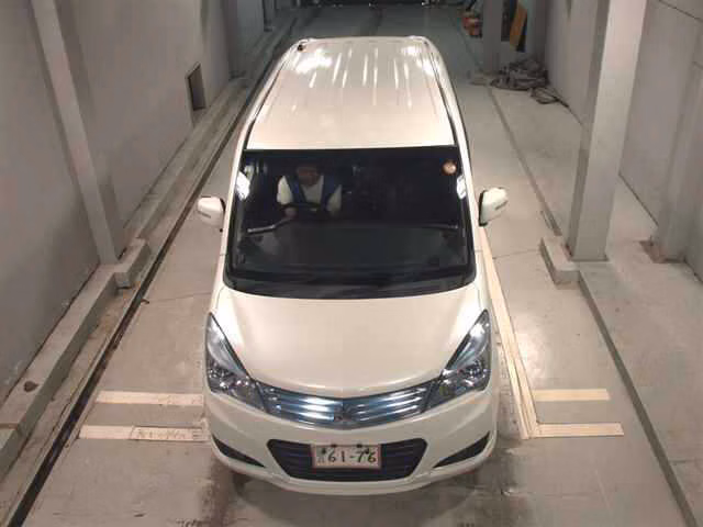 MITSUBISHI DELICA D:2