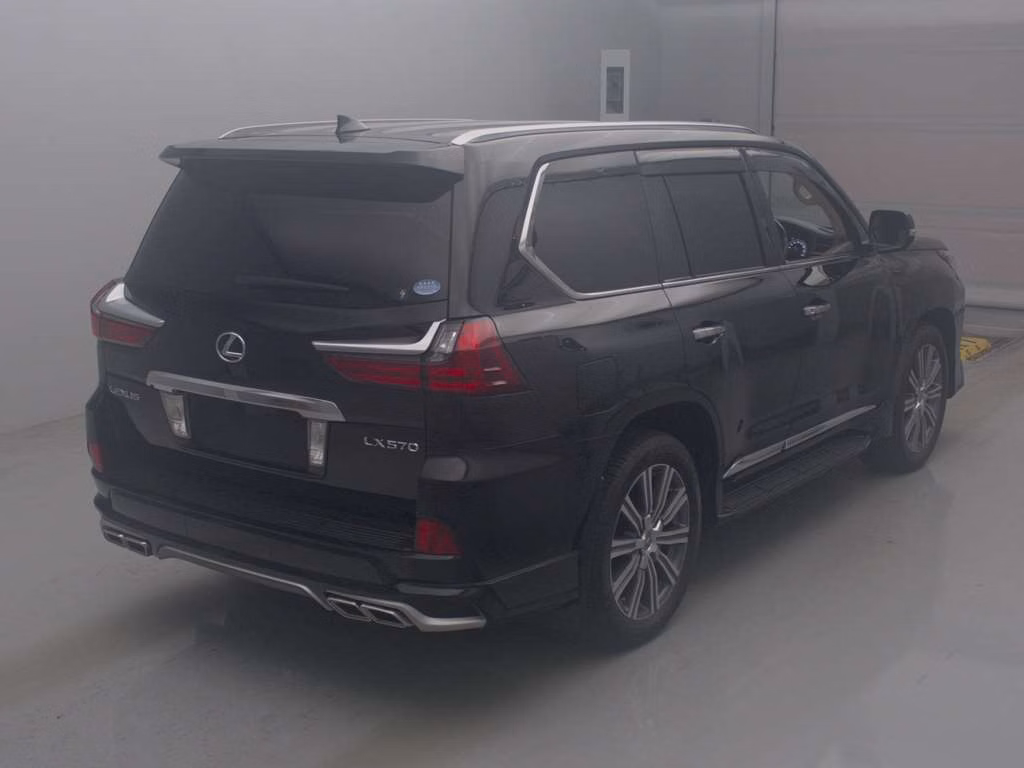 LEXUS LX570