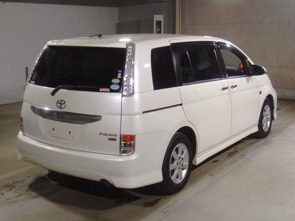 TOYOTA ISIS
