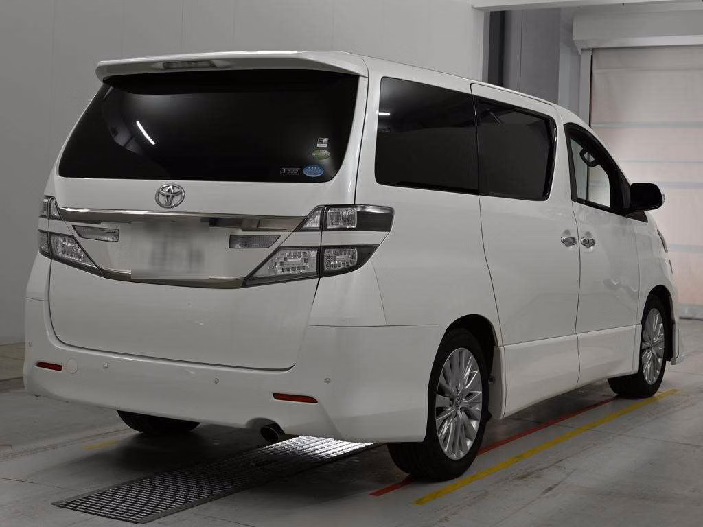 TOYOTA VELLFIRE