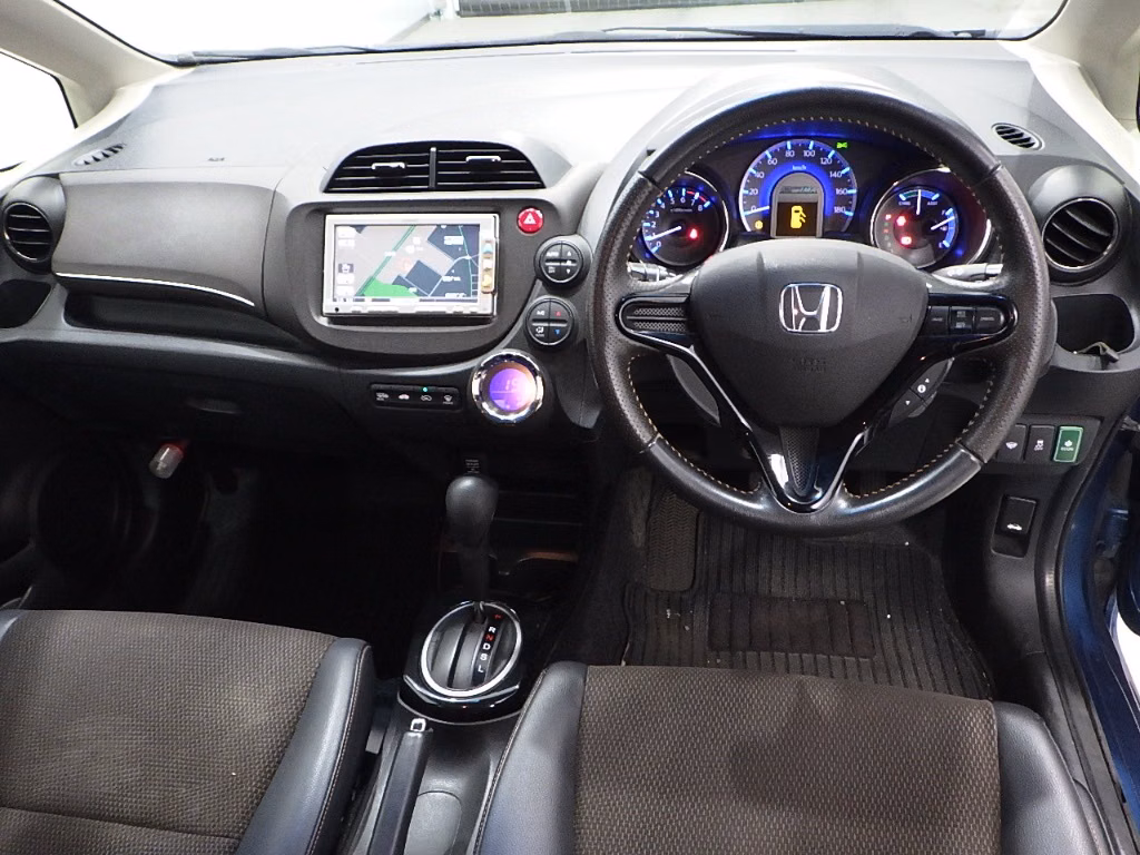 HONDA FIT SHUTTLE