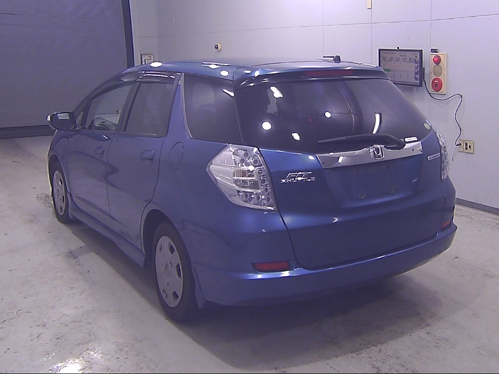 HONDA FIT SHUTTLE