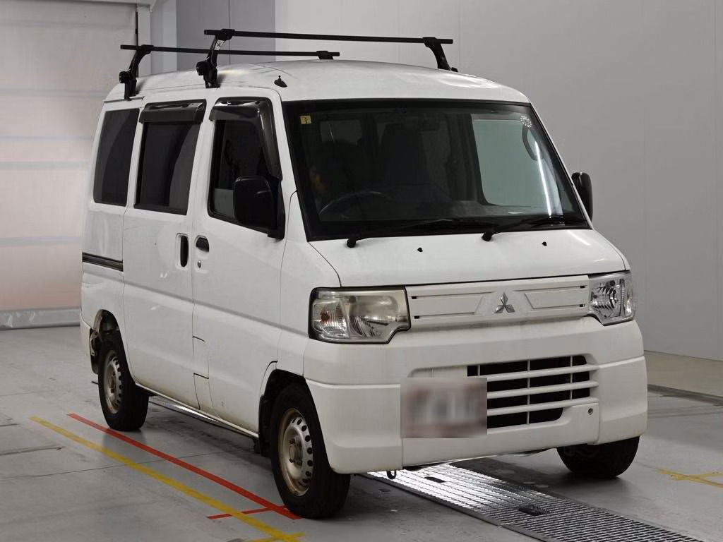 MITSUBISHI MINICAB