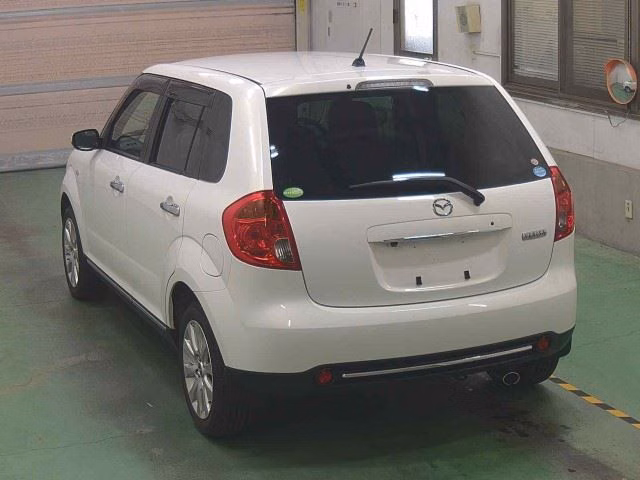 MAZDA VERISA