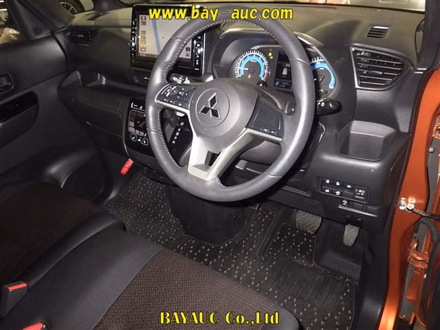 MITSUBISHI EK SPACE