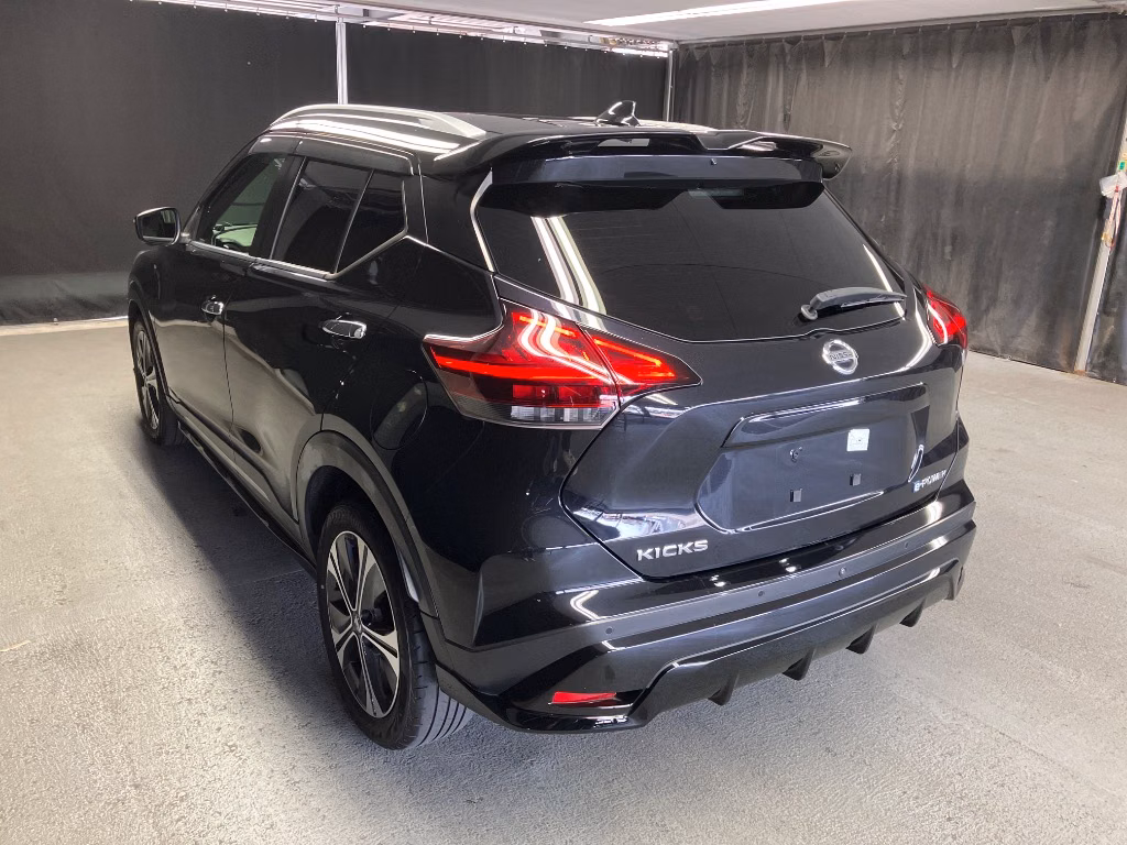 NISSAN KICKS