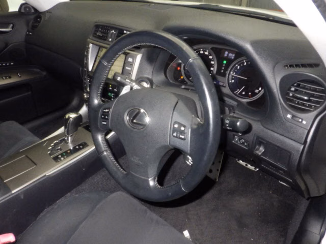 LEXUS IS250