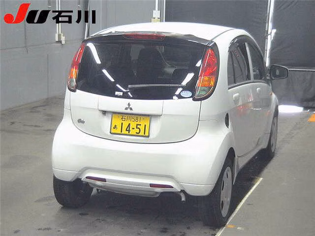 MITSUBISHI I