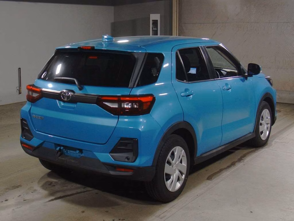 TOYOTA RAIZE