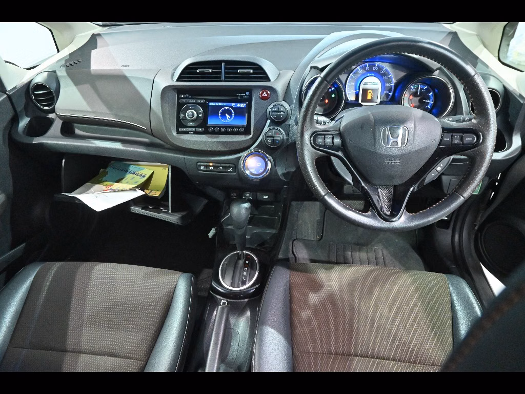 HONDA FIT SHUTTLE