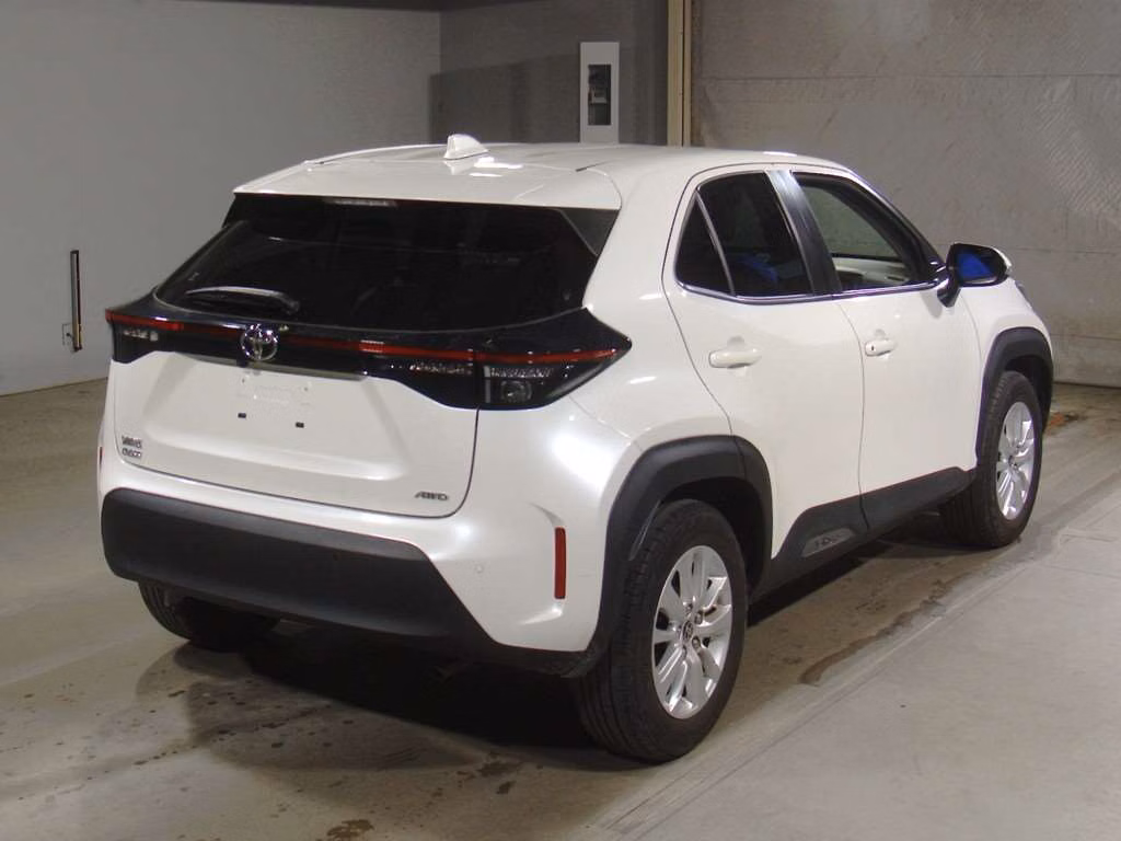 TOYOTA YARIS CROSS