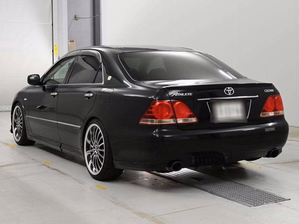 TOYOTA CROWN