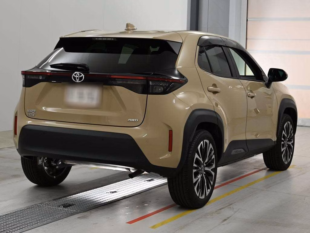 TOYOTA YARIS CROSS