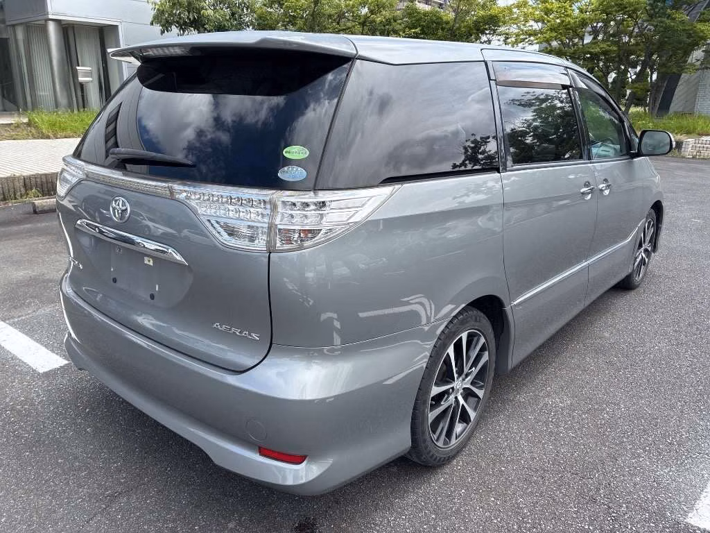 TOYOTA ESTIMA