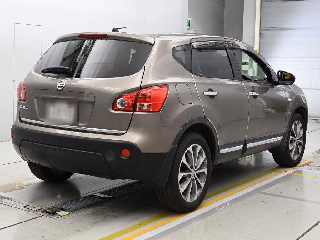 NISSAN DUALIS