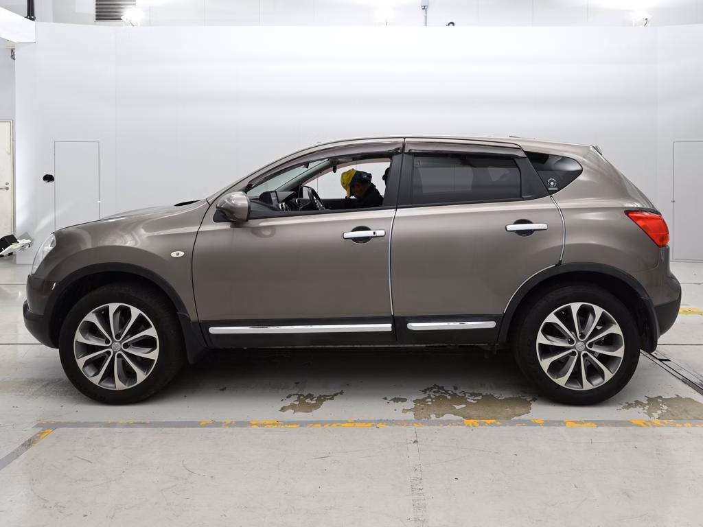 NISSAN DUALIS