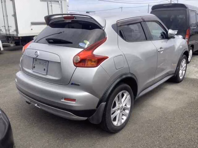 NISSAN JUKE