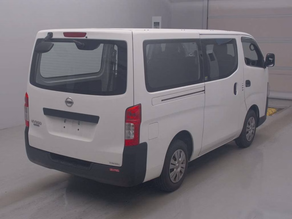 NISSAN NV350 CARAVAN