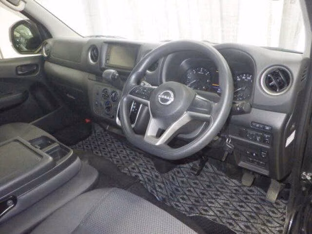 NISSAN CARAVAN