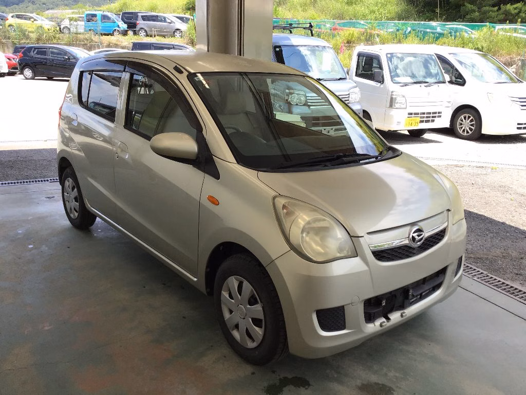 DAIHATSU MIRA