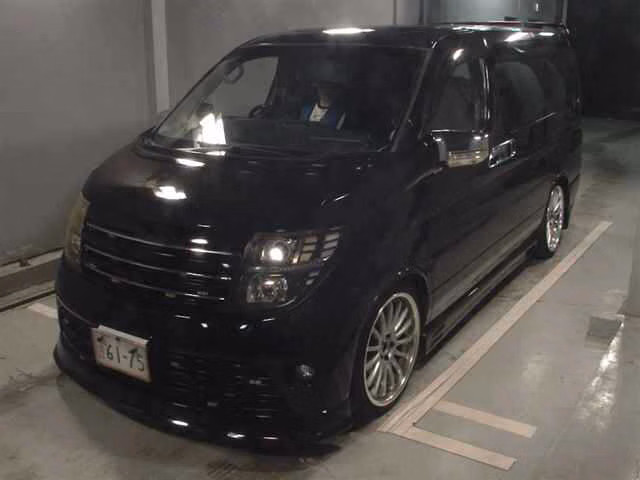 NISSAN ELGRAND