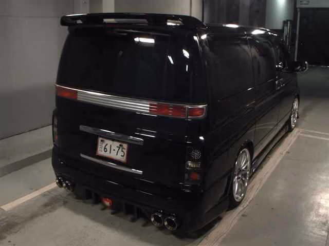 NISSAN ELGRAND