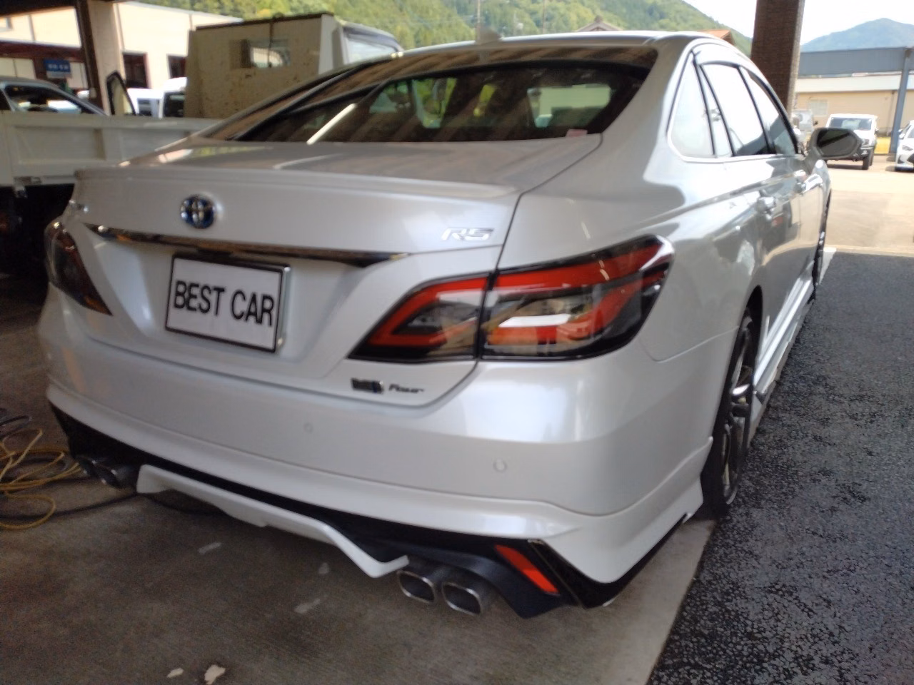 TOYOTA CROWN