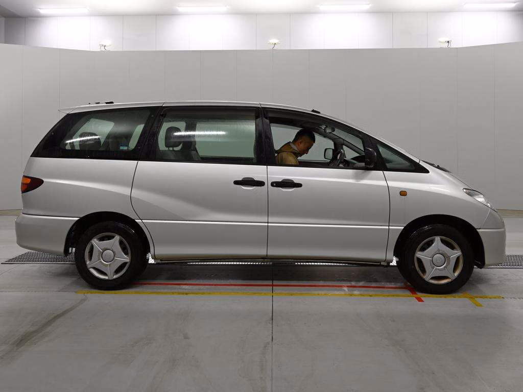 TOYOTA ESTIMA