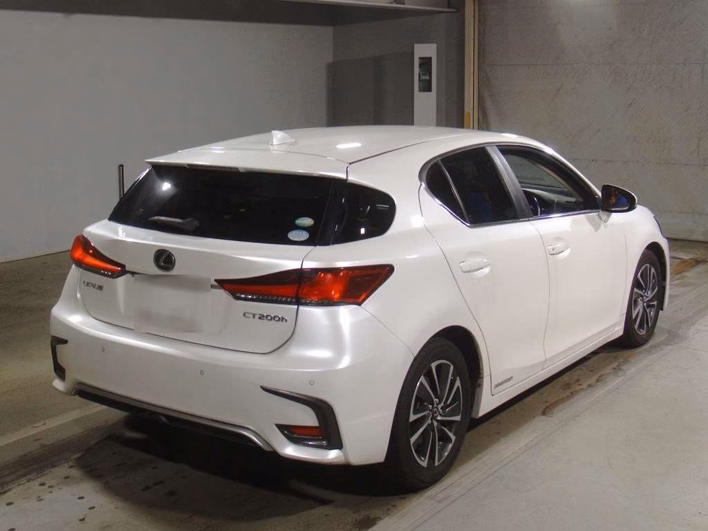 LEXUS CT200H
