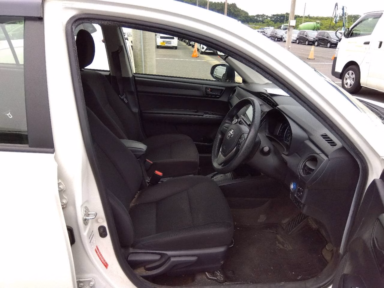 TOYOTA COROLLA AXIO