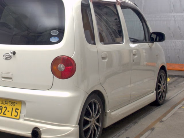 DAIHATSU MOVE LATTE