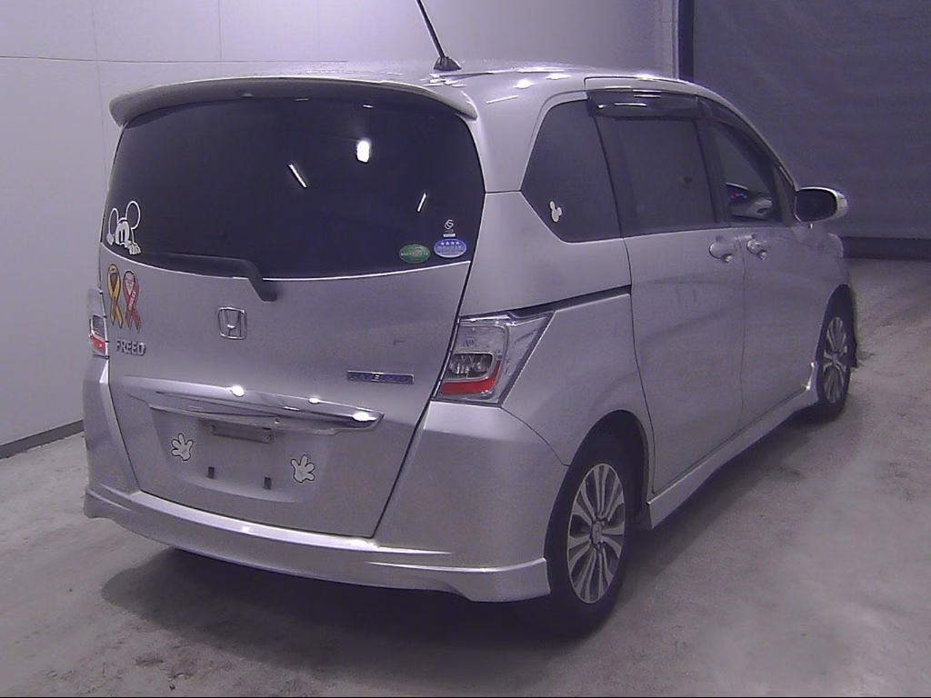 HONDA FREED