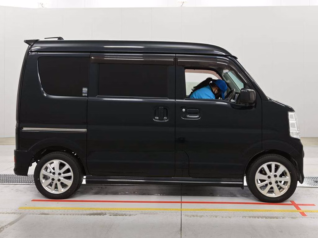 MITSUBISHI TOWN BOX