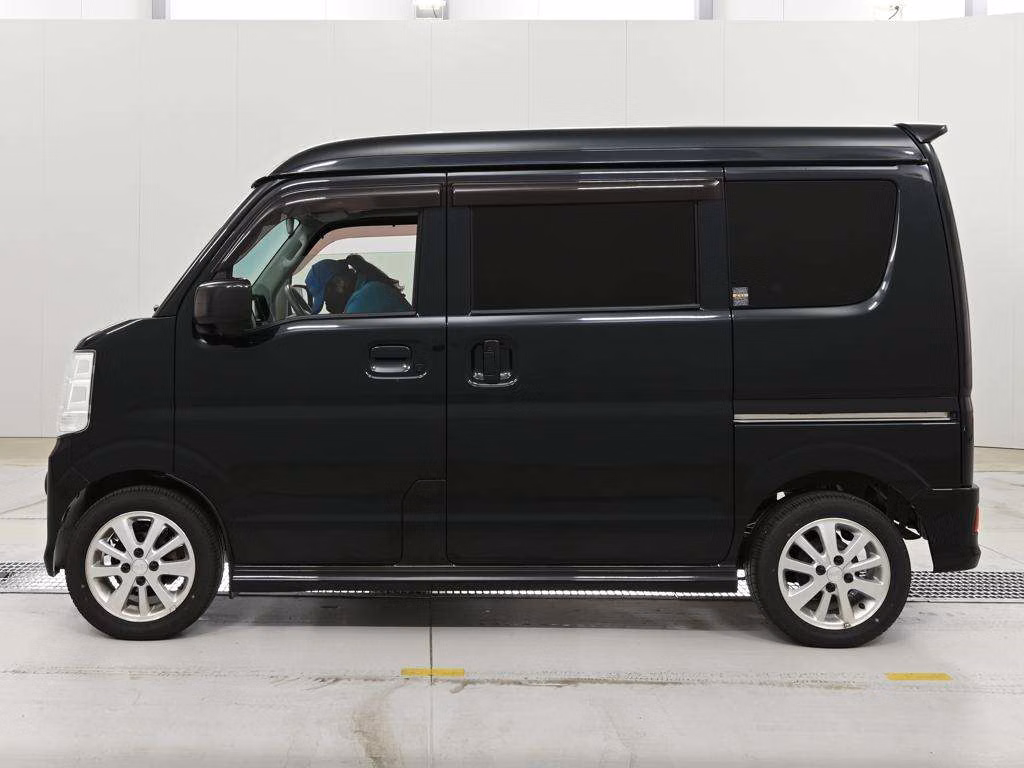 MITSUBISHI TOWN BOX