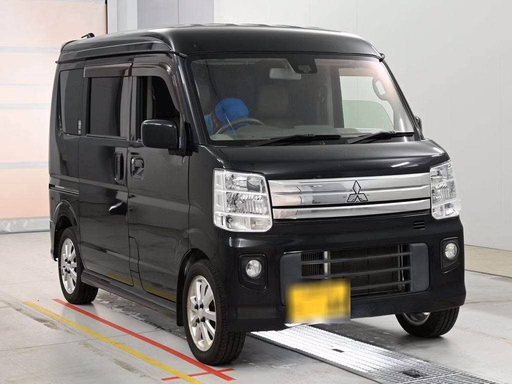 MITSUBISHI TOWN BOX