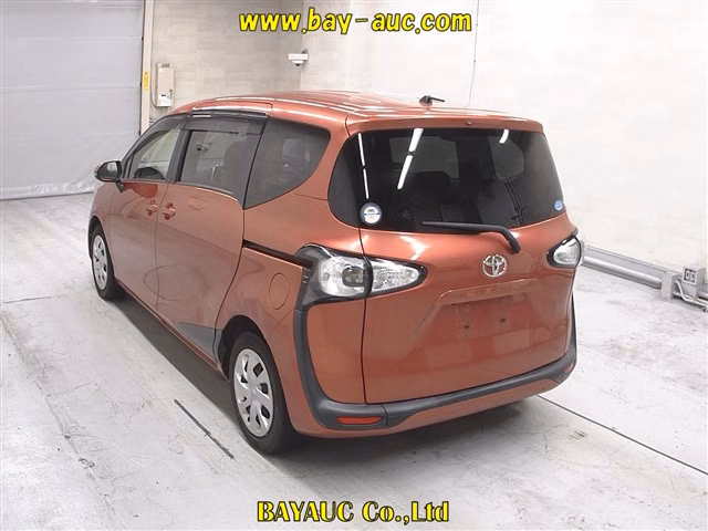 TOYOTA SIENTA
