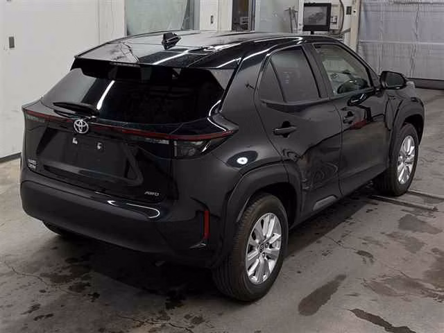 TOYOTA YARIS CROSS