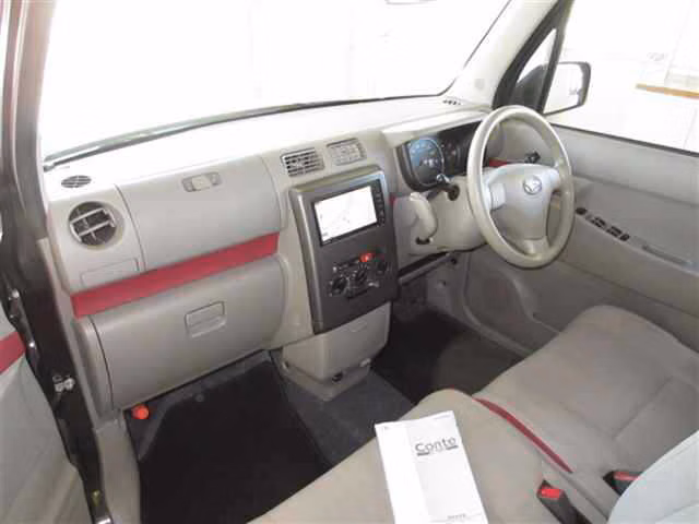 DAIHATSU MOVE CONTE