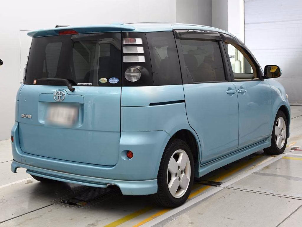 TOYOTA SIENTA