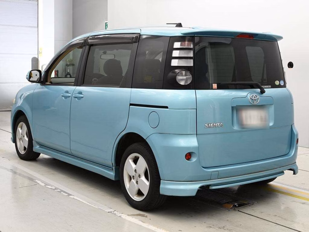 TOYOTA SIENTA