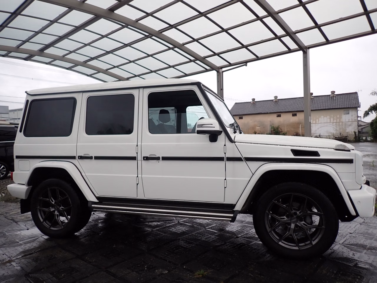 MERCEDES-BENZ G-CLASS