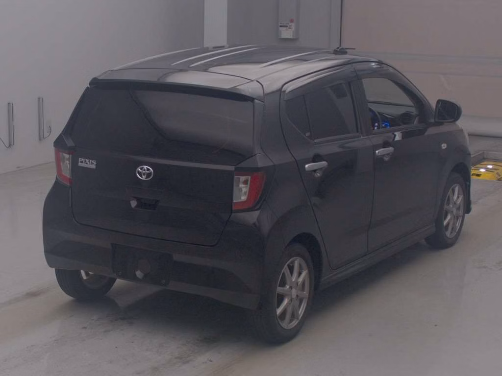TOYOTA PIXIS EPOCH