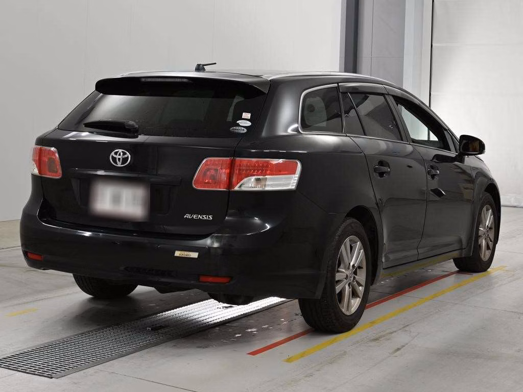 TOYOTA AVENSIS