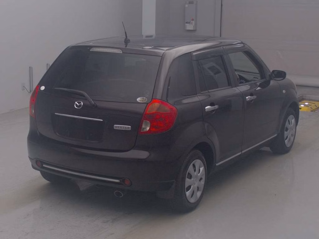 MAZDA VERISA