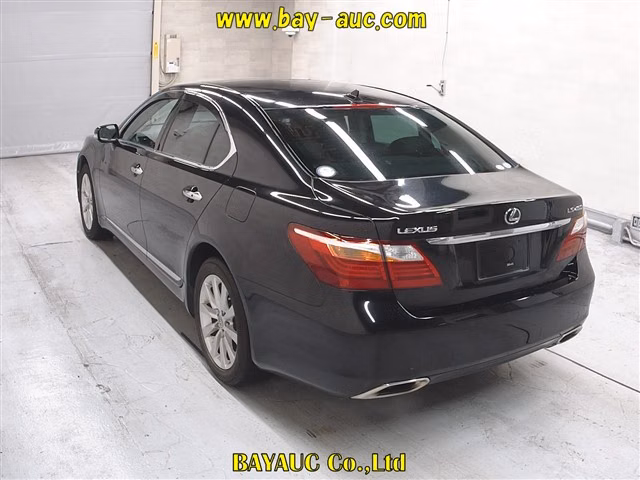 LEXUS LS460